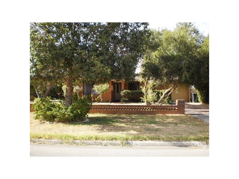 9 Helm Street, Maddington WA 6109