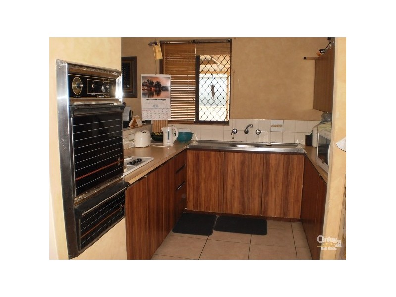 9 Helm Street, Maddington WA 6109