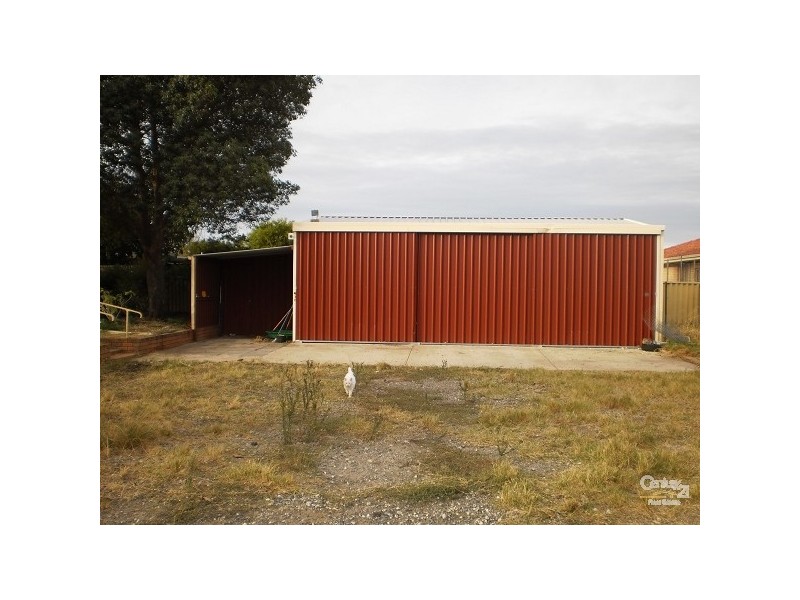 9 Helm Street, Maddington WA 6109