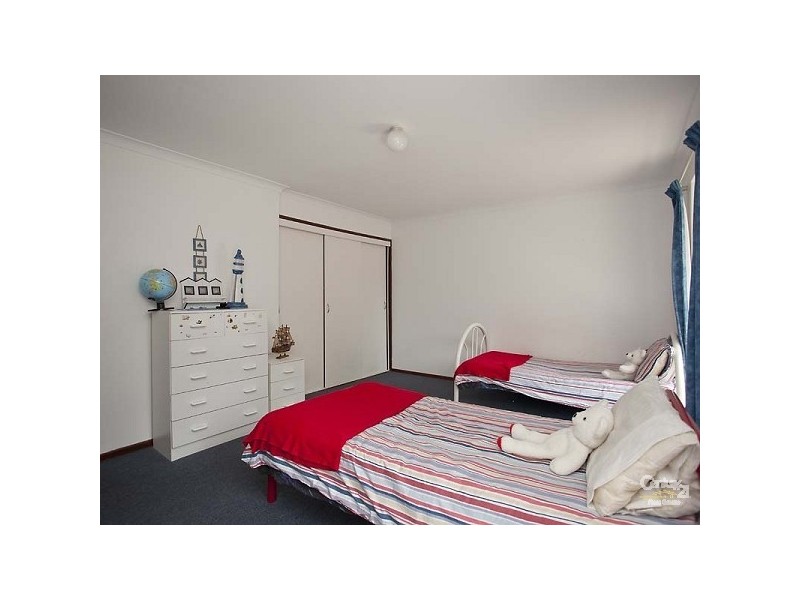 90 Regency Drive, Thornlie WA 6108
