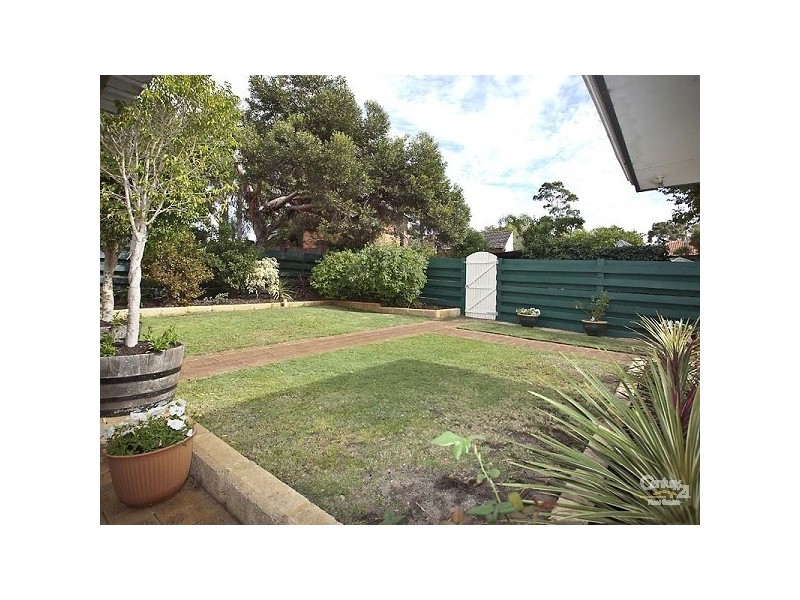 90 Regency Drive, Thornlie WA 6108