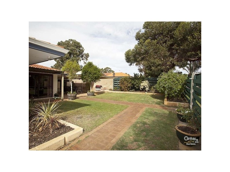 90 Regency Drive, Thornlie WA 6108