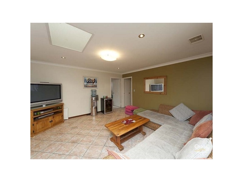 7 Carluke Place, Warwick WA 6024