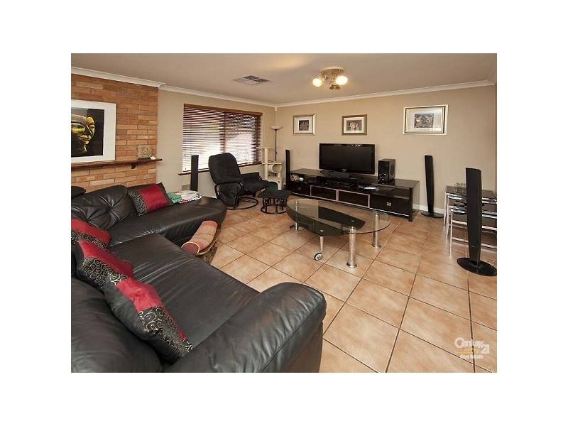 6 Yukon Place, Beechboro WA 6063
