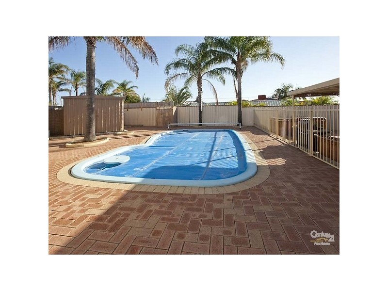 6 Yukon Place, Beechboro WA 6063
