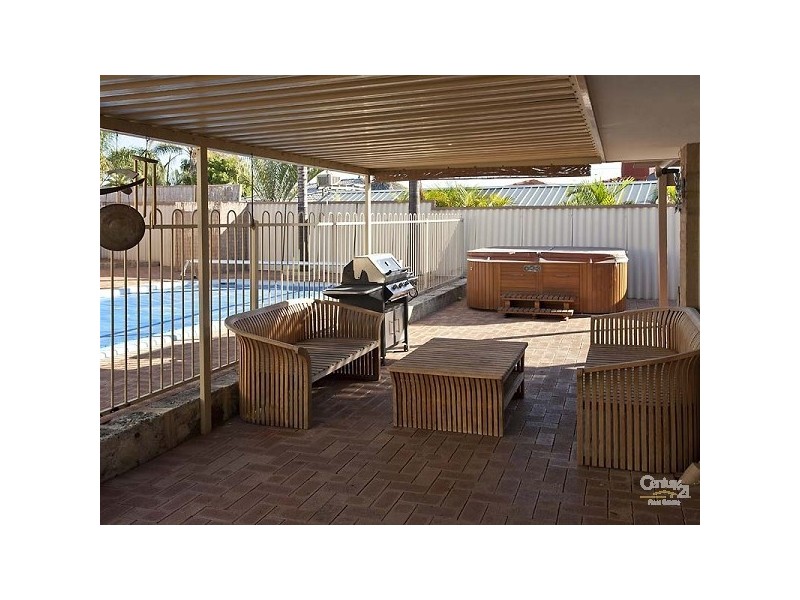 6 Yukon Place, Beechboro WA 6063