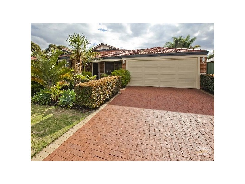 4 Cardiff Loop, Huntingdale WA 6110