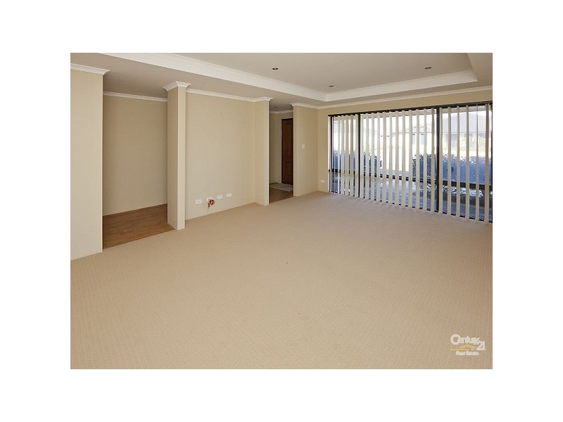 20 Deflexa Road, Canning Vale WA 6155