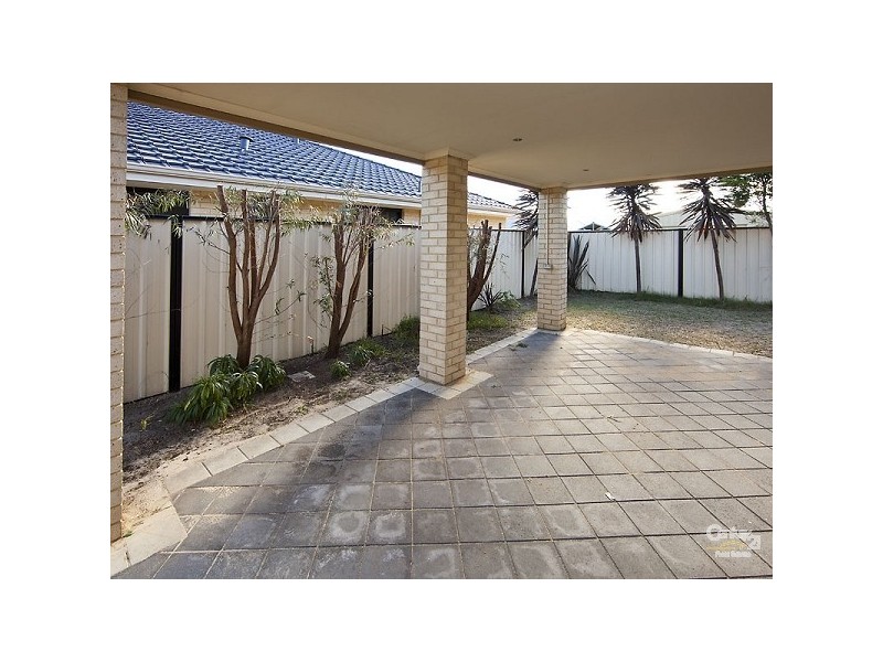 20 Deflexa Road, Canning Vale WA 6155