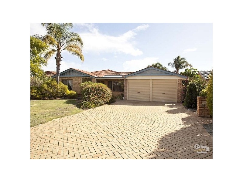 15 Pimelia Grove, Thornlie WA 6108
