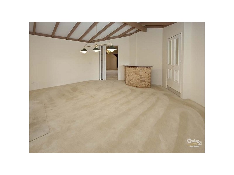 15 Pimelia Grove, Thornlie WA 6108