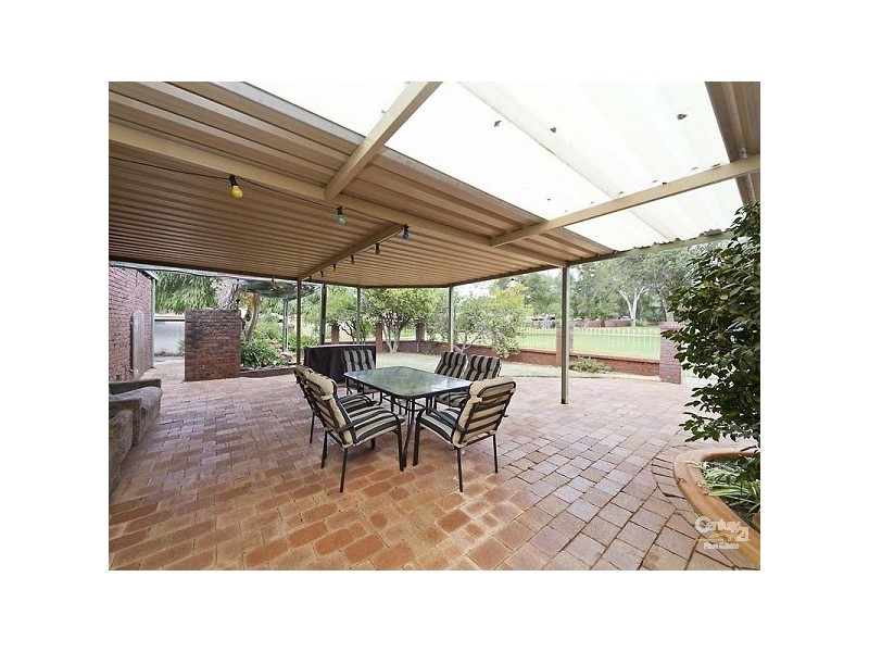 22 Princeton Court, Thornlie WA 6108