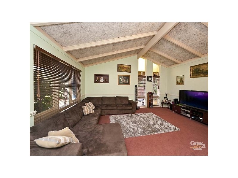 22 Princeton Court, Thornlie WA 6108