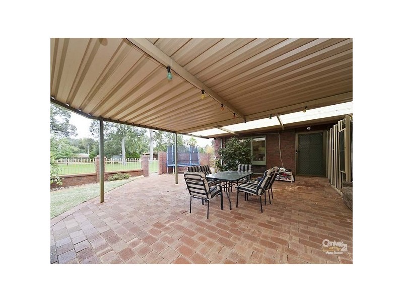 22 Princeton Court, Thornlie WA 6108