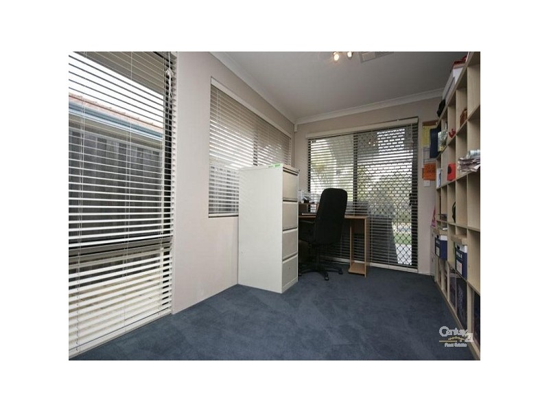 101 Luyer Avenue, Beckenham WA 6107