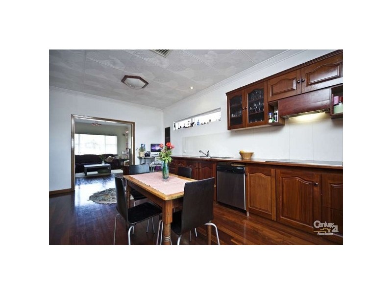 28 Michael Street, Beaconsfield WA 6162