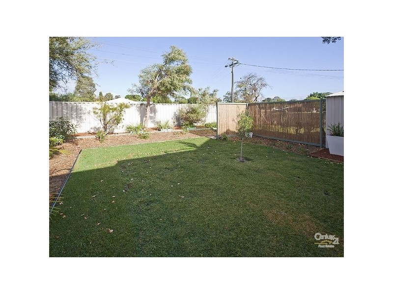 7/20 Charlton Place, Thornlie WA 6108