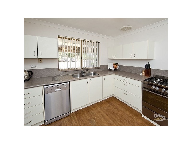 7/20 Charlton Place, Thornlie WA 6108