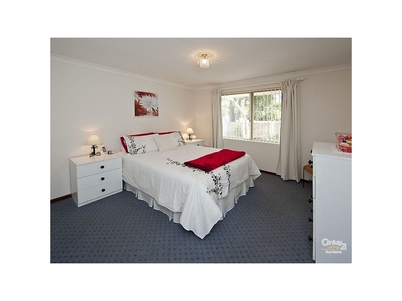 7/20 Charlton Place, Thornlie WA 6108