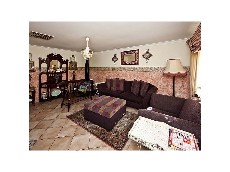 3 Bligh Place, Thornlie WA 6108