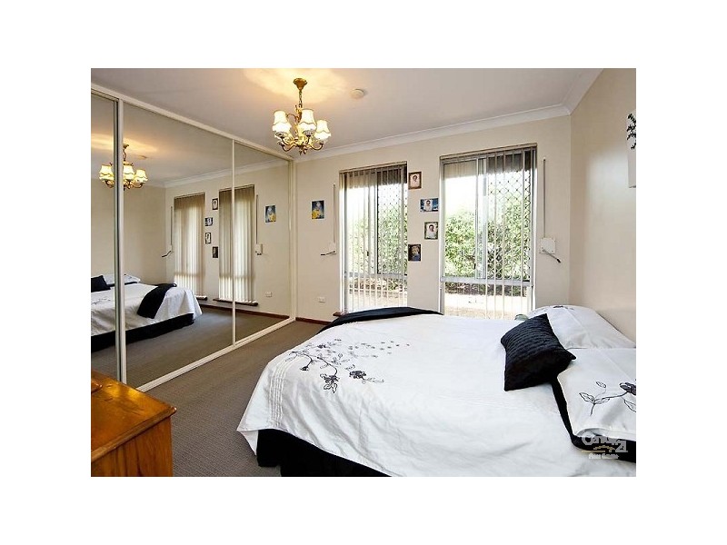 9 Newborough Place, Huntingdale WA 6110