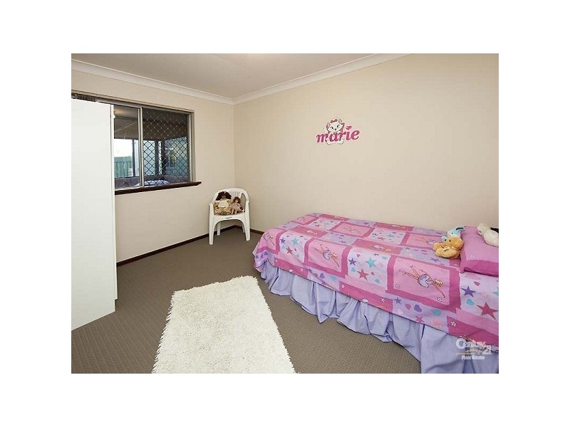 9 Newborough Place, Huntingdale WA 6110