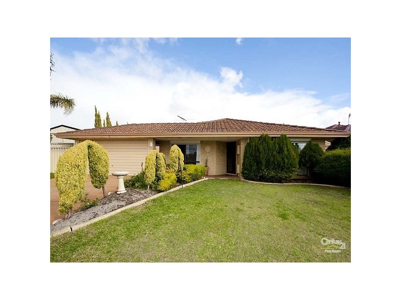 43 Brunswick Road, Thornlie WA 6108