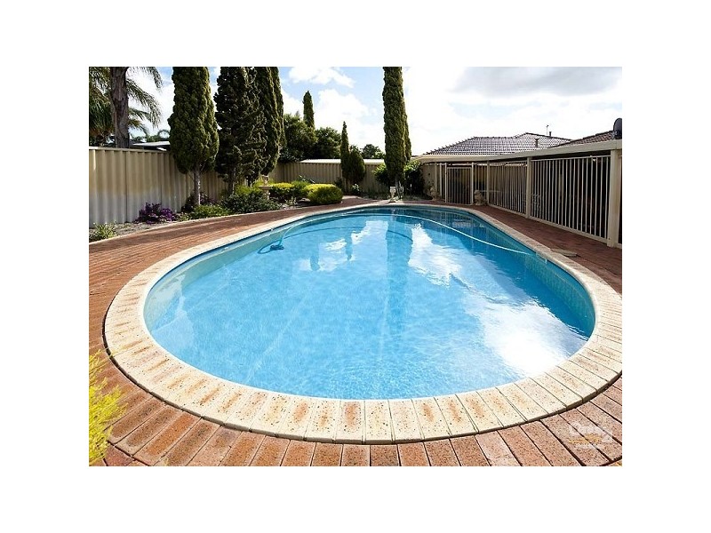 43 Brunswick Road, Thornlie WA 6108