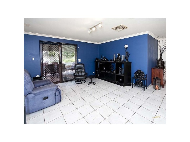 43 Brunswick Road, Thornlie WA 6108