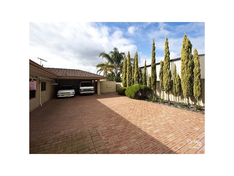 43 Brunswick Road, Thornlie WA 6108