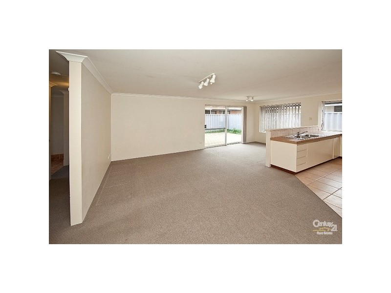 12A Gochean Avenue, Bentley WA 6102
