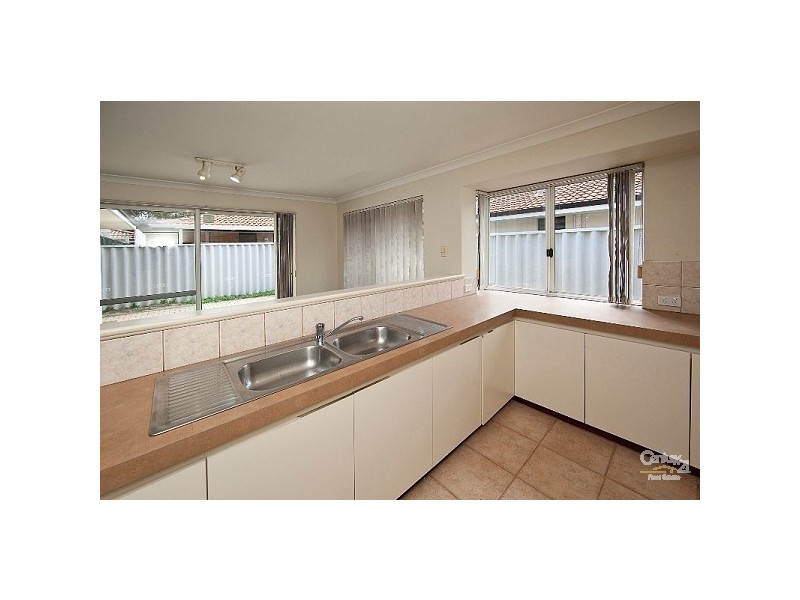 12A Gochean Avenue, Bentley WA 6102