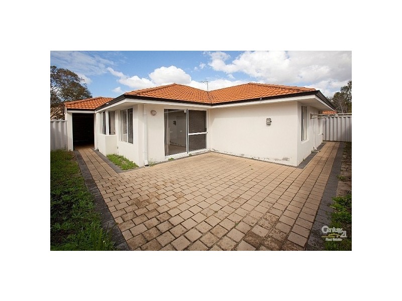 12A Gochean Avenue, Bentley WA 6102