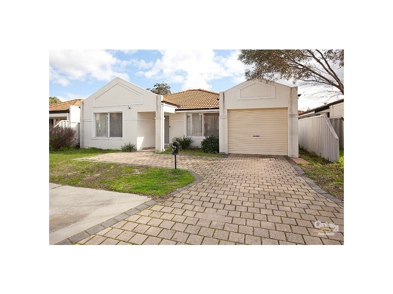 12A Gochean Avenue, Bentley WA 6102