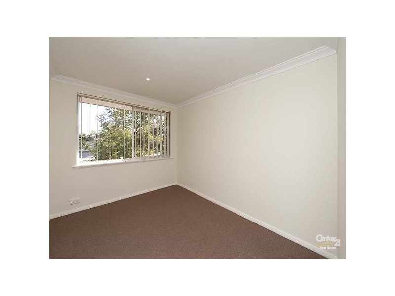 4 Glenhurst Court, Camillo WA 6111