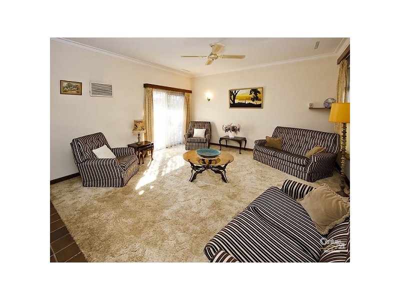 67 Berehaven Avenue, Thornlie WA 6108