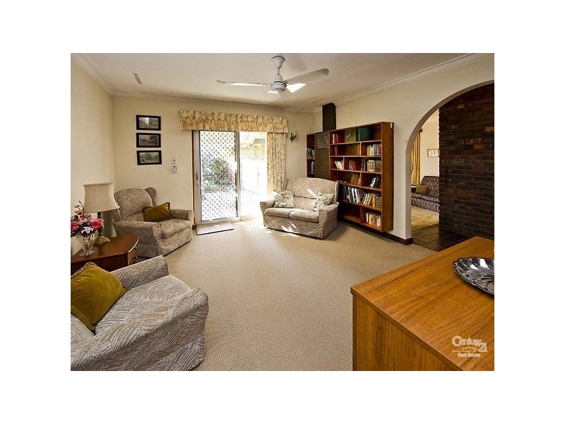 67 Berehaven Avenue, Thornlie WA 6108