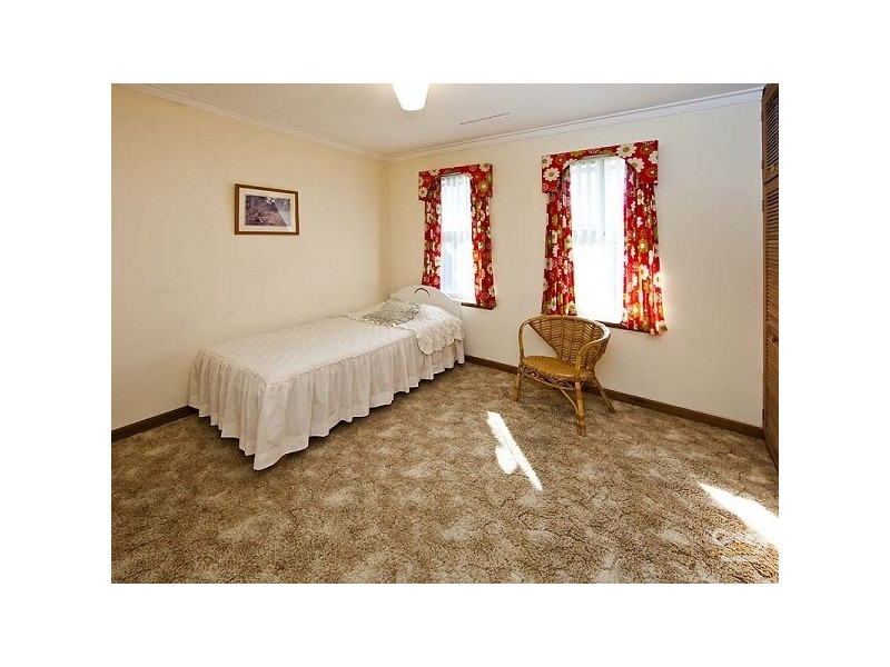 67 Berehaven Avenue, Thornlie WA 6108