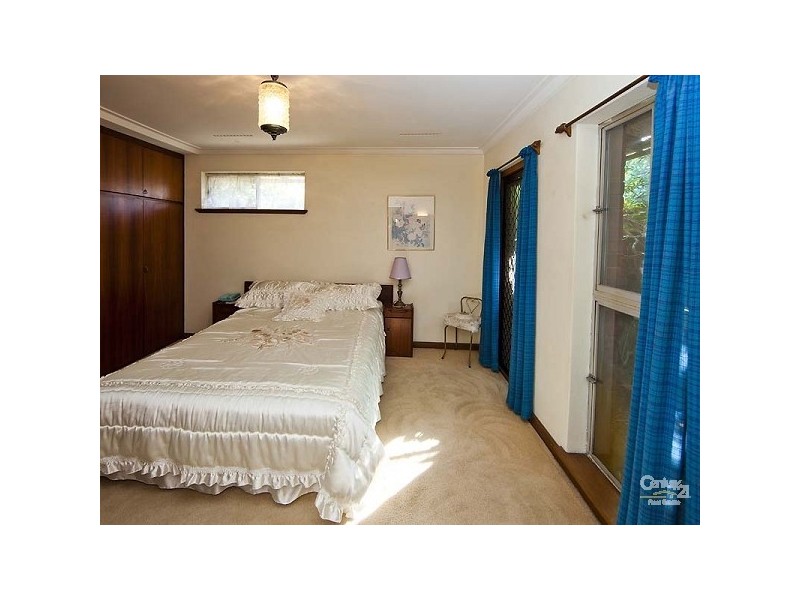 67 Berehaven Avenue, Thornlie WA 6108