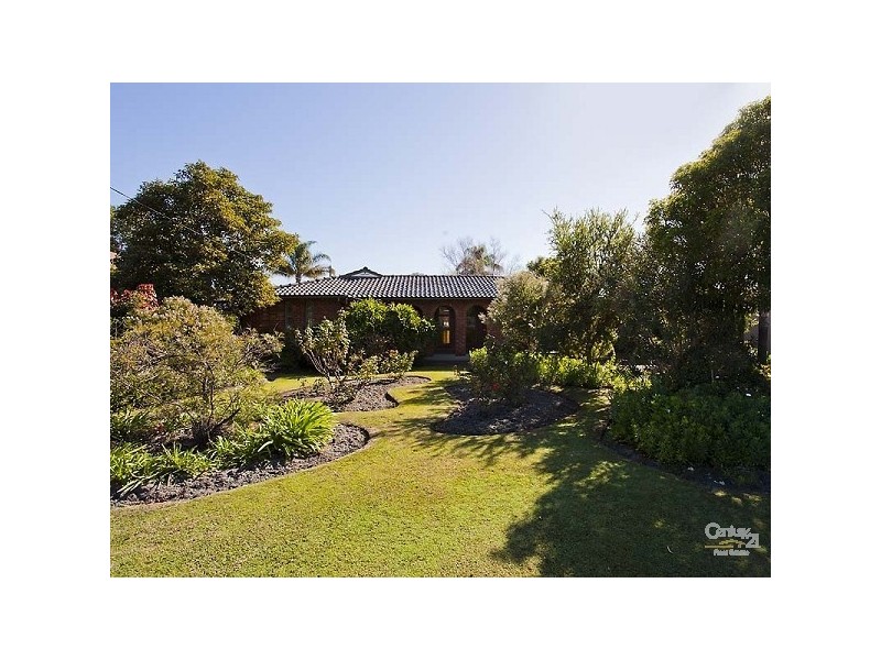 67 Berehaven Avenue, Thornlie WA 6108