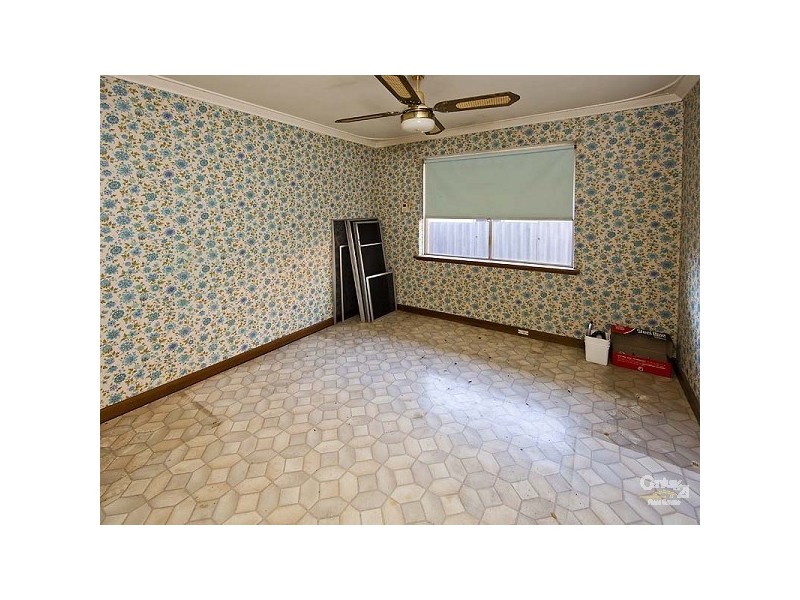 17 Lennox Road, Thornlie WA 6108