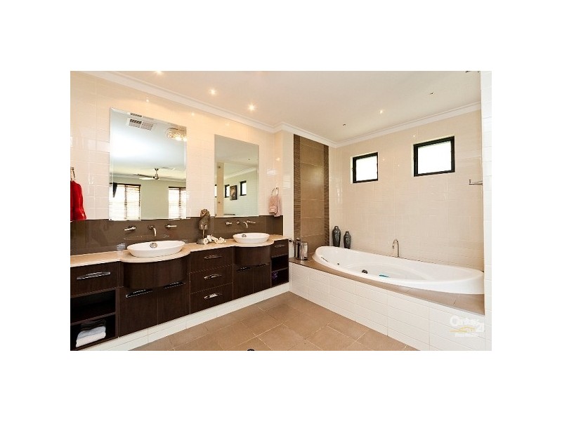 17 Celosia Way, Riverton WA 6148