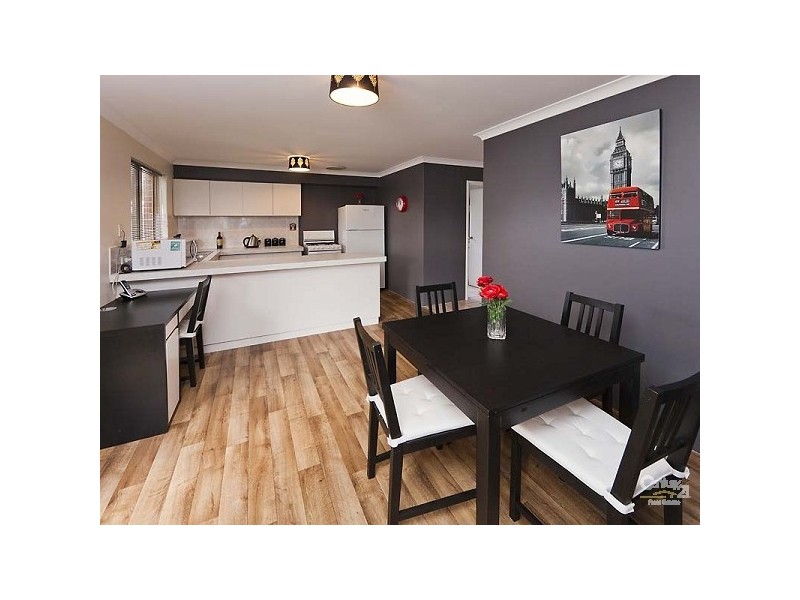 1/51 Astley Street, Gosnells WA 6110