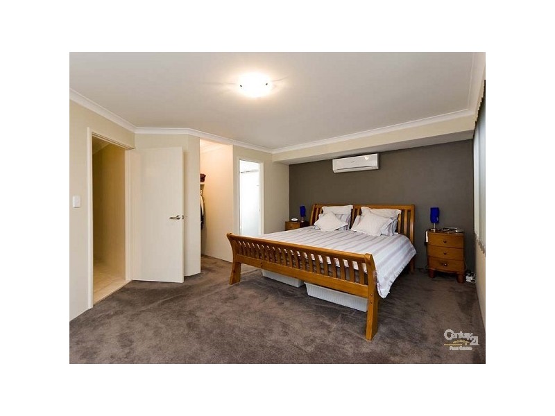 31 Cardiff Loop, Huntingdale WA 6110