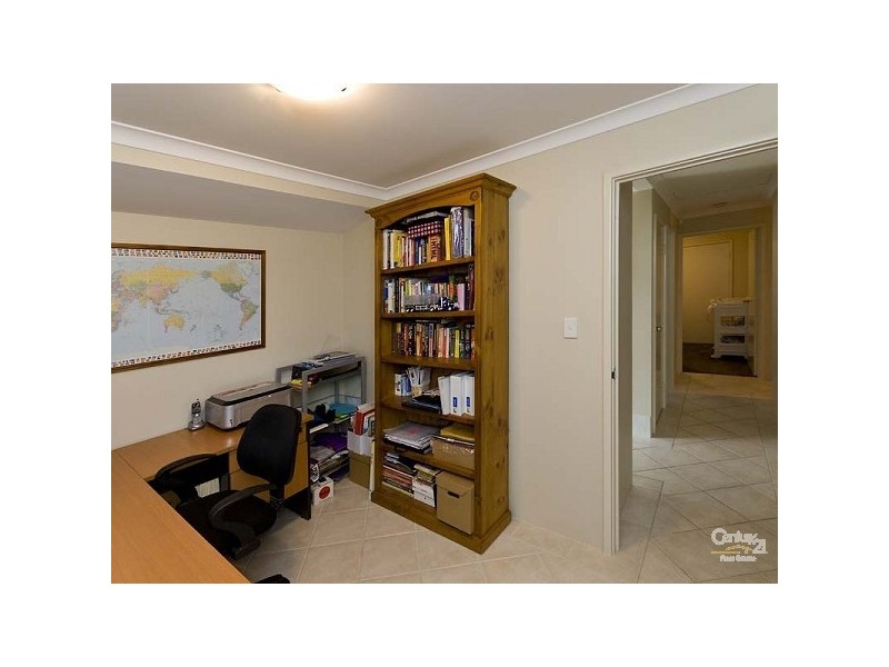 31 Cardiff Loop, Huntingdale WA 6110