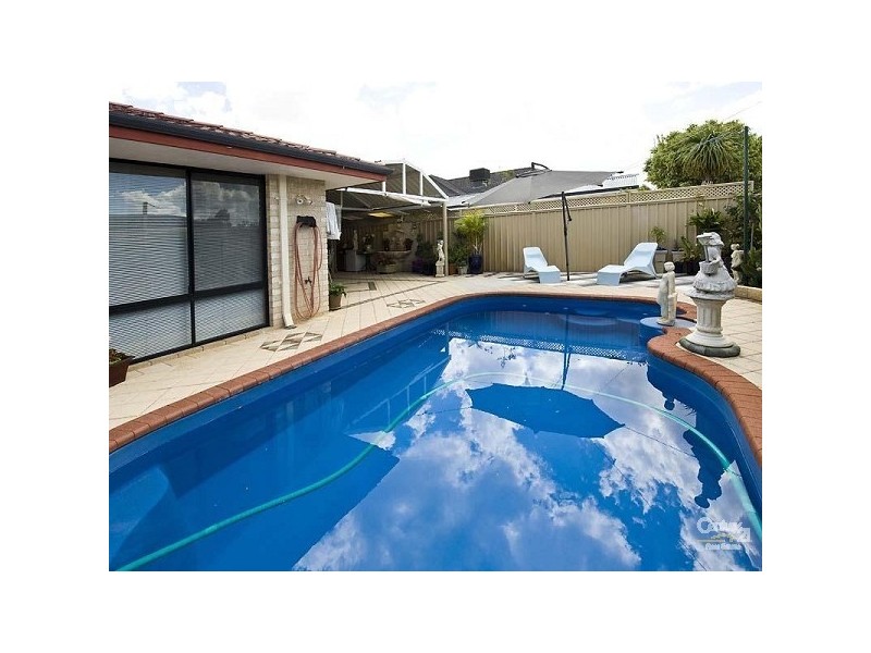 18 Jasper Corner, Canning Vale WA 6155