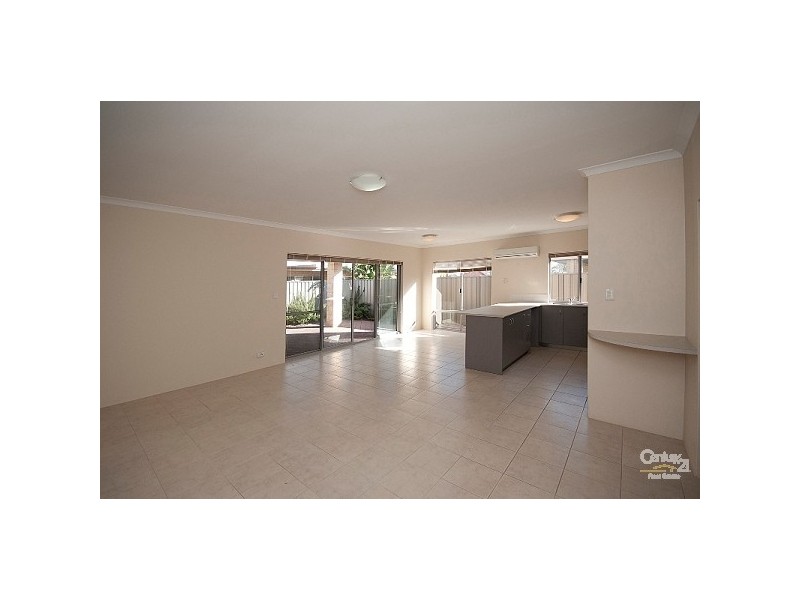 2 Heidelberg St, Aubin Grove WA 6164