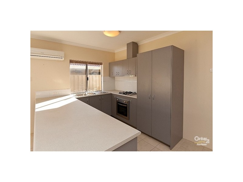 2 Heidelberg St, Aubin Grove WA 6164