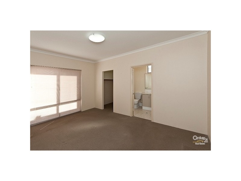 2 Heidelberg St, Aubin Grove WA 6164