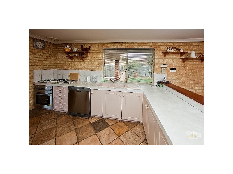 9 Schaffers Place, Thornlie WA 6108